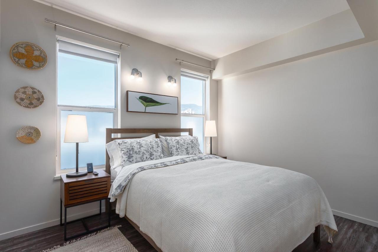 Corner Nest - Luxury Brand New Top Floor 2Bedroom Condo Kelowna Eksteriør billede
