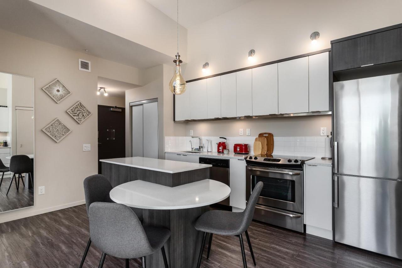 Corner Nest - Luxury Brand New Top Floor 2Bedroom Condo Kelowna Eksteriør billede
